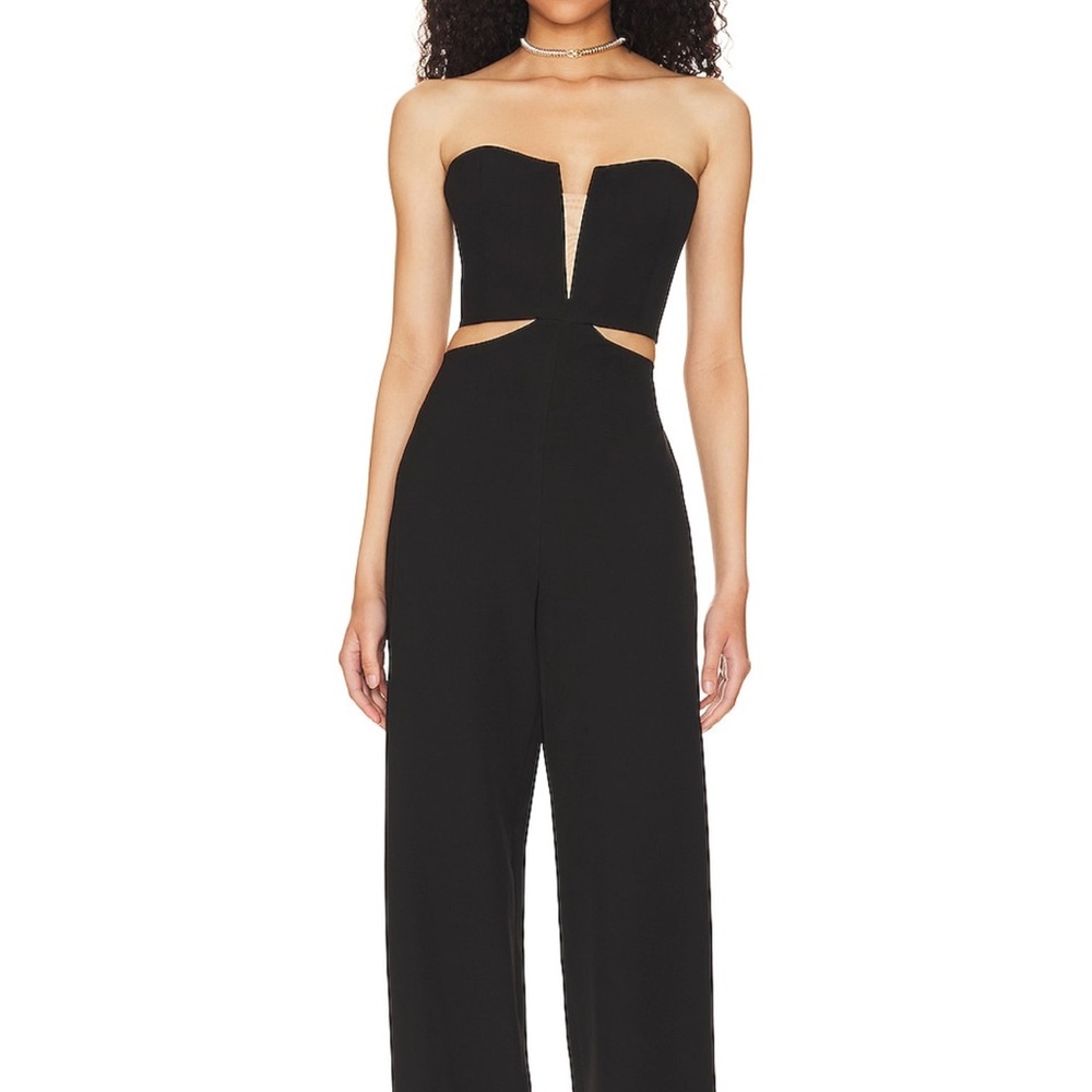 Bardot: Elegant Black Strapless Jumpsuit